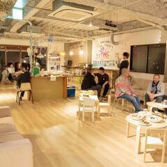英語が活かせる！アットホームで国際色豊かなゲストハウスの受付フロント♪の画像