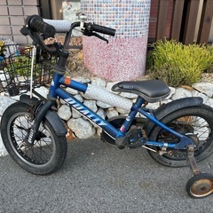 子供用自転車の画像