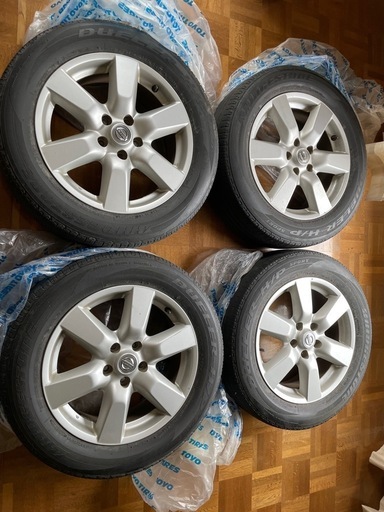 エクストレイル純正ホイール(タイヤ付き)