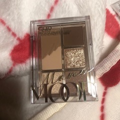 CLIO ミニアイパレット 新品未使用