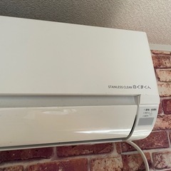 【高年式美品】2023年製日立ルームエアコン白くまくんRAS-DT56N2(W)の画像