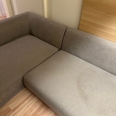 カウチソファー　ローソファー　グレーの画像