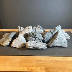 英石