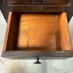 アンティーク/レトロ/電話台/サイドテーブル/ナイトテーブル/ヴィンテージ/インテリアの画像