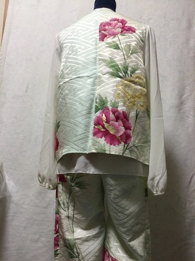 振袖リメイク  着物リメイク  ベストパンツ