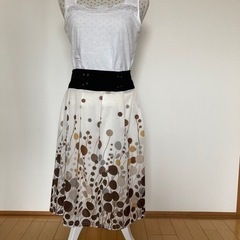 オシャレなフレアスカート