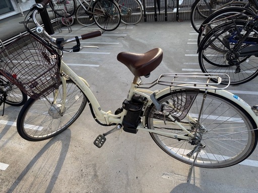 26インチ　電動自転車　変速3段　充電器付き