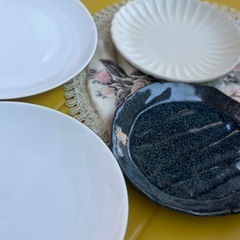 ニトリNITORI食器プレートお皿4点無料の画像