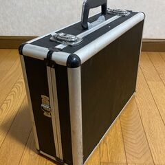 値下げしました！【中古/塗装済】■アタッシュケース■ブラック■W460mm×D150mm×H340mm■の画像