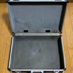 値下げしました！【中古/塗装済】■アタッシュケース■ブラック■W460mm×D150mm×H340mm■の画像