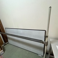 ホワイトボード（足付き）の画像