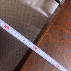 木製のローテーブルの画像