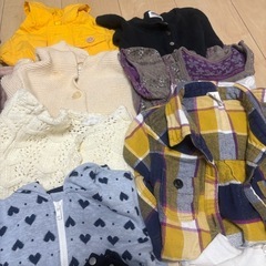 子ども服 おまとめ 大量 女の子服 ガール 80~100くらい 冬服 夏服 Tシャツ パーカー ニット ワンピース チュニック スカート等 29着の画像