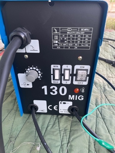 お話中‼️半自動溶接機 100V 使用時間少ない