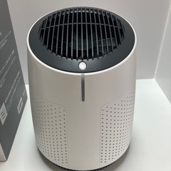 【新品未使用】Qurra(ララエア) 空気清浄機 卓 脱臭 花粉 PM2.5の画像