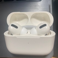Airpods pro
