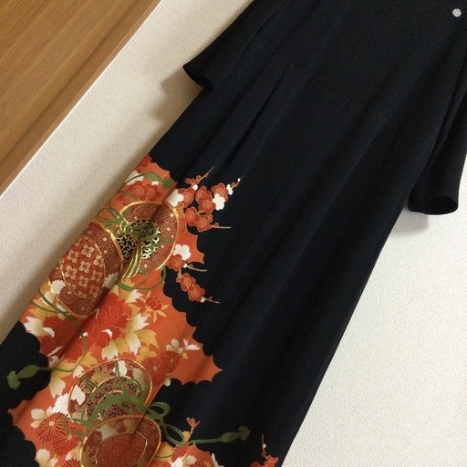 留袖ドレス  着物リメイク  冠婚葬祭  各種パーティー等々