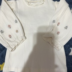 刺繍トップス