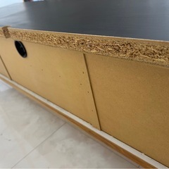 テレビボードの画像