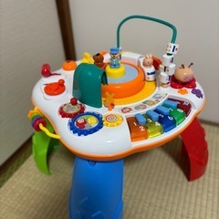 知育玩具 つかまり立ち可能！