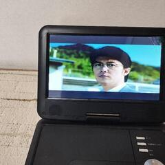 apeman ポータブルDVDプレイヤー　9.5インチの画像