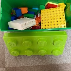 写真追加！ブロック　2箱　デュプロ　デュプロ交互性　　　　働く車　　色んな車　　の画像