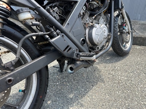 まだお取引可能です！　HONDA ゼルビス   フルカスタム  実働  パワフルなV型2気筒  最短で即日配送可能ですのでご相談ください！　カフェレーサー　ストリートファイター 250cc ゴールデンウィークのツーリングにまだ間に合う！　検 VT VTZ VTR ジェイド ホーネット バリオス CBR ninja まだお取引可能です！HONDA ゼルビス フルカスタム 実働 パワフルなV型