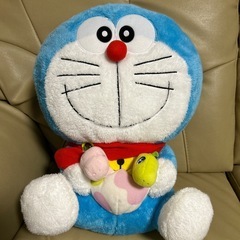 ドラえもん　キュー&ミューハグっと　ギガジャンボぬいぐるみ