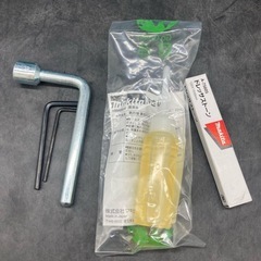 0327 新品 未使用 makita マキタ 充電式剪定ハサミ UP 100D 充電器 バッテリ2個  フルセット 　の画像