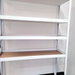 5段の棚を販売します。