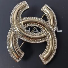 美品 CHANEL シャネル ブローチ シャネル ブローチ ピンブローチ ココマーク/ラインストーン ゴールドの画像