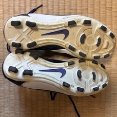 サッカーシューズの画像