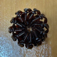 ヘアクリップ　ブラウンの画像