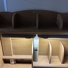 ライト付き学習テープル　無料 充電もできますの画像