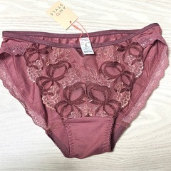 新品⭐︎ 　AMOSTYLE BY Triumph アモスタイル バイ トリンプ　 ショーツの画像