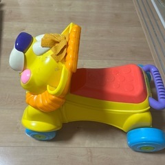 子供用乗り物の画像