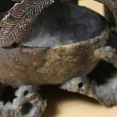 石彫刻 花瓶 花器の画像