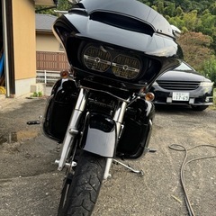 ロードグライドウルトラ2018年式カスタム多数！