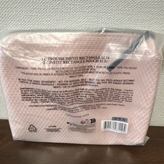 ランコム化粧水ポーチの画像