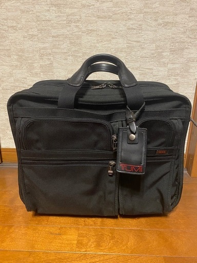 値下げ　TUMI　キャリーケース　ビジネスバッグ　26004D4 トゥミ　美品 TUMI キャリーケース ビジネスバッグ 26004D4 トゥミ 美品