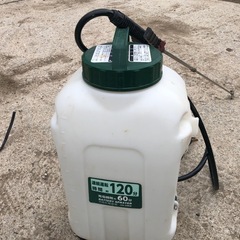 バッテリー式　動力噴霧機　　除草　草刈
