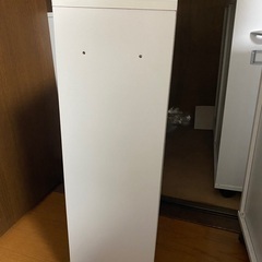 【GW中・おまけ付き】ホワイト本棚 キャスター付き×2台／引取り限定の画像