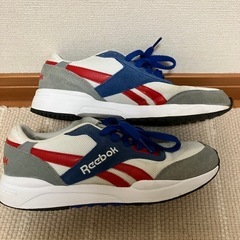 reebok. 24cmの画像