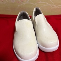 白い厚底ズック22センチ