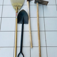たくさんのお問合せありがとうございます。 農作業用品　平鍬、備中...