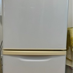 パナソニック製　2011年製　NR-B143-WB-WS