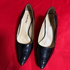 黒いパンプス　L 39