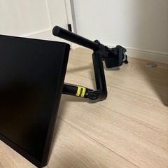 PCモニター　アーム付の画像