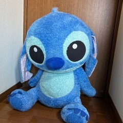 巨大スティッチぬいぐるみ