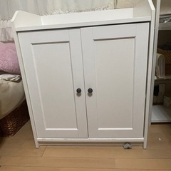 【取引中】IKEA キャビネット